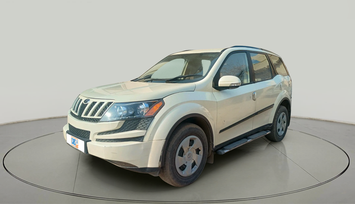 2014 Mahindra XUV500 W6, Diesel, Manual, 86,357 km, exterior