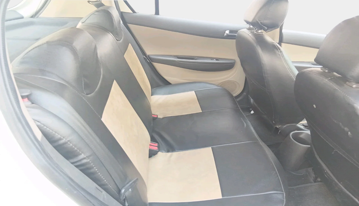 2012 Hyundai i20 MAGNA 1.2, Petrol, Manual, 71,936 km, interior