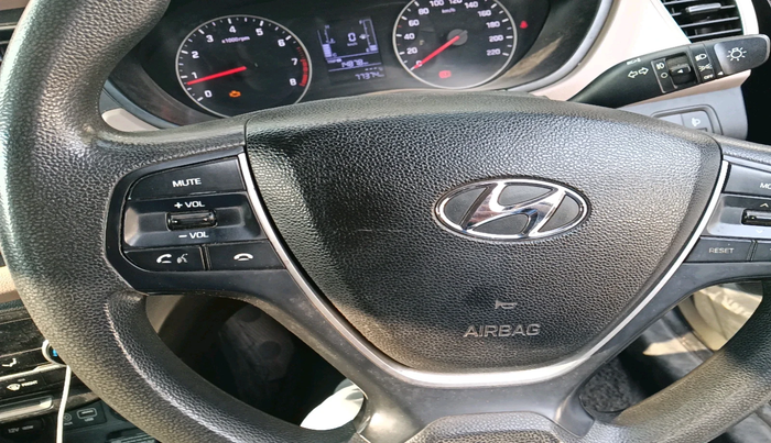 2018 Hyundai Elite i20 ASTA 1.2, Petrol, Manual, 77,374 km, interior