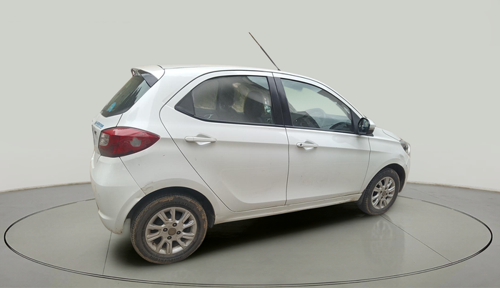 2017 Tata Tiago XZ PETROL, Petrol, Manual, 76,355 km, exterior