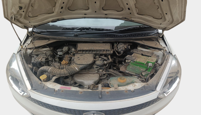 2017 Tata Tiago XZ PETROL, Petrol, Manual, 76,355 km, exterior
