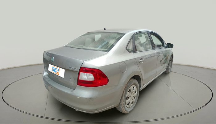 2013 Skoda Rapid ACTIVE 1.6 TDI CR MT, Diesel, Manual, 1,30,920 km, exterior