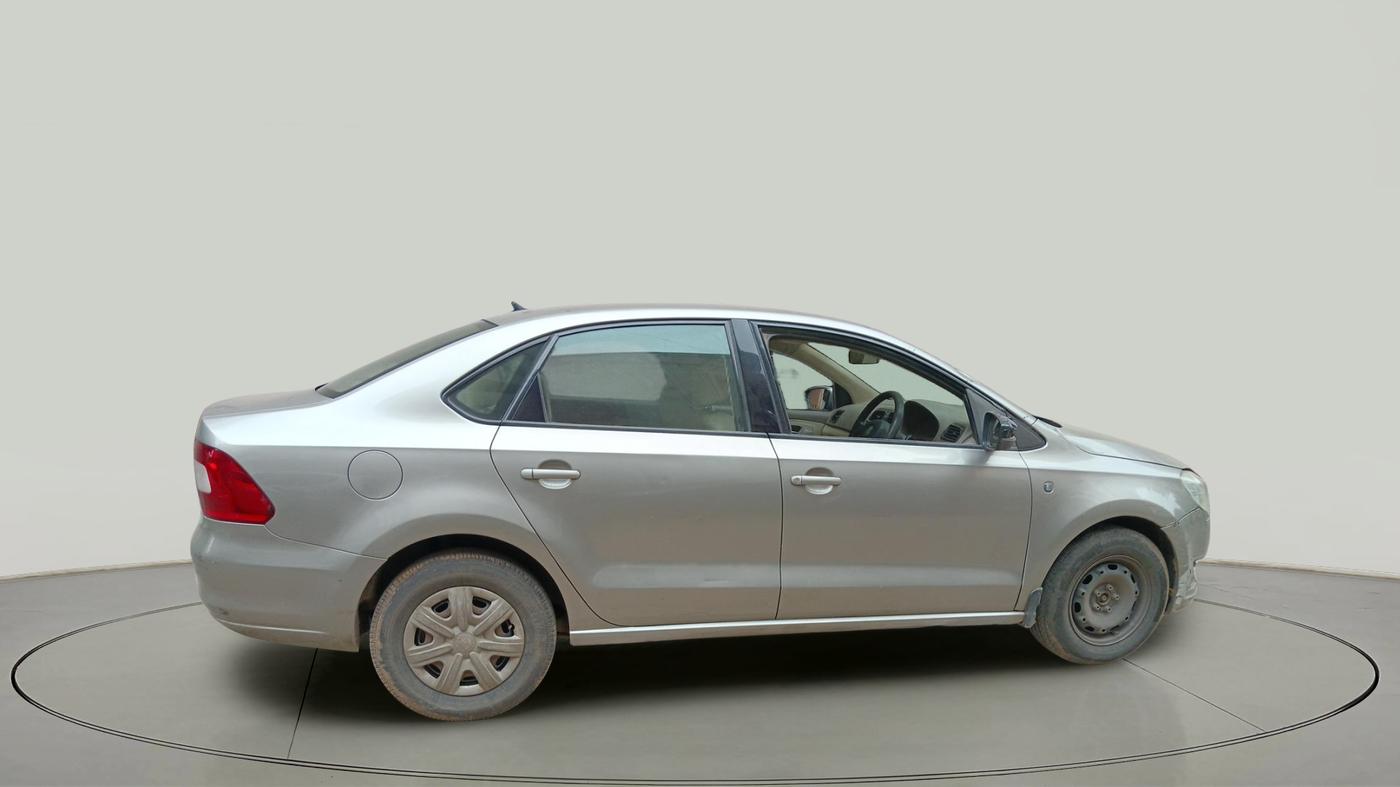 2013 Skoda Rapid ACTIVE 1.6 TDI CR MT, Diesel, Manual, 1,30,920 km, exterior
