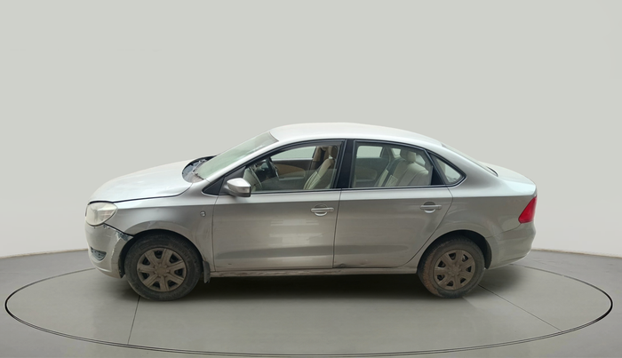 2013 Skoda Rapid ACTIVE 1.6 TDI CR MT, Diesel, Manual, 1,30,920 km, exterior