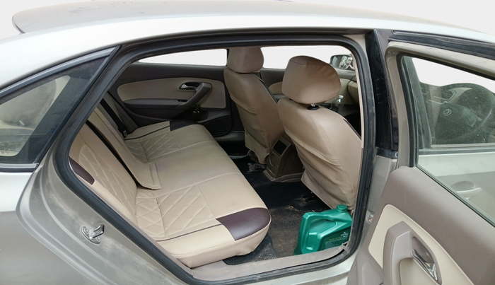 2013 Skoda Rapid ACTIVE 1.6 TDI CR MT, Diesel, Manual, 1,30,920 km, interior