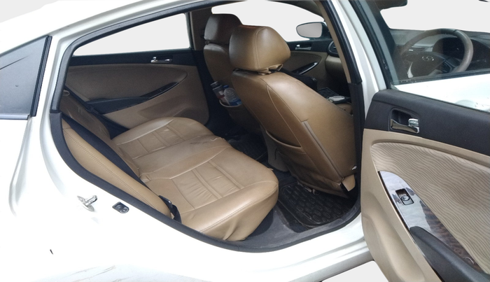 2013 Hyundai Verna FLUIDIC 1.6 CRDI EX, Diesel, Manual, 1,50,354 km, interior
