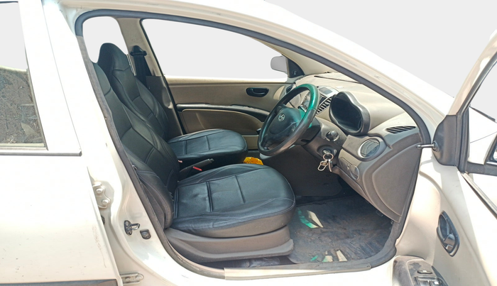 2015 Hyundai i10 MAGNA 1.1, Petrol, Manual, 1,64,196 km, interior