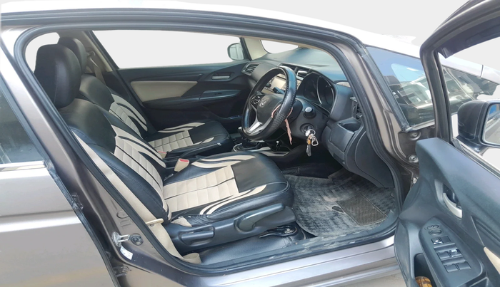 2015 Honda Jazz 1.5L I-DTEC SV, Diesel, Manual, 1,15,504 km, interior