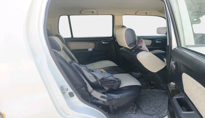 2017 Maruti Wagon R 1.0 VXI, Petrol, Manual, 94,642 km, interior