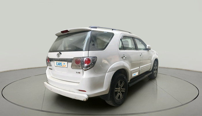2012 Toyota Fortuner 3.0 4X2 AT, Diesel, Automatic, 1,25,256 km, exterior