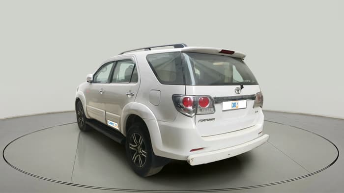 2012 Toyota Fortuner 3.0 4X2 AT, Diesel, Automatic, 1,25,256 km, exterior