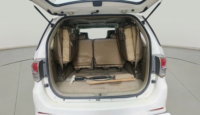 2012 Toyota Fortuner 3.0 4X2 AT, Diesel, Automatic, 1,25,256 km, exterior