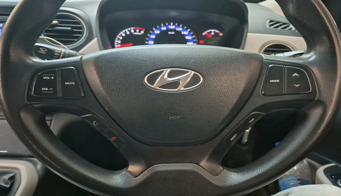 2015 Hyundai Xcent S 1.2, Petrol, Manual, 73,389 km, interior