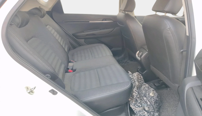 2021 KIA SONET HTK 1.2, Petrol, Manual, 18,657 km, interior