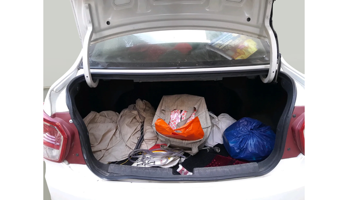 2016 Hyundai Xcent BASE 1.1, Diesel, Manual, 1,68,849 km, exterior