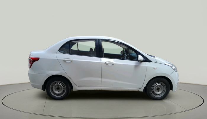 2016 Hyundai Xcent BASE 1.1, Diesel, Manual, 1,68,849 km, exterior