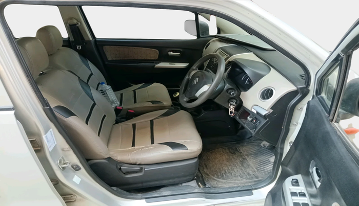 2015 Maruti Wagon R 1.0 VXI, Petrol, Manual, 1,80,487 km, interior
