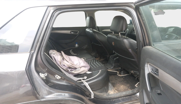 2018 Maruti Vitara Brezza ZDI, Diesel, Manual, 1,17,446 km, interior