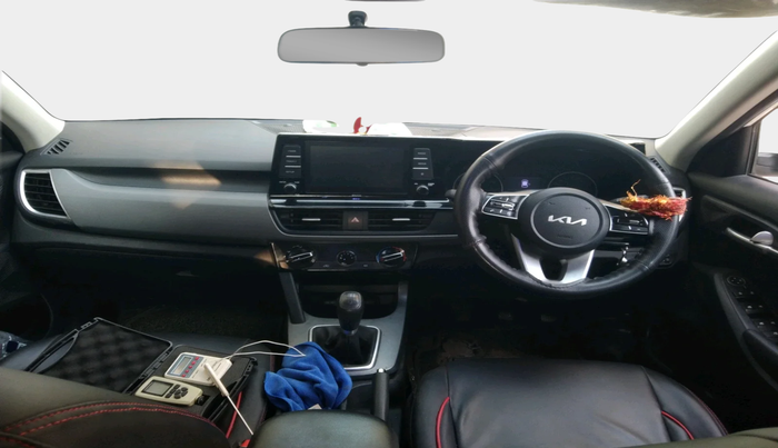 2022 KIA SELTOS HTK 1.5 PETROL, Petrol, Manual, 31,127 km, interior