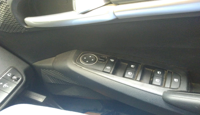 2022 KIA SELTOS HTK 1.5 PETROL, Petrol, Manual, 31,127 km, interior