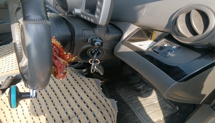 2011 Chevrolet Beat LT OPT PETROL, Petrol, Manual, 1,12,365 km, interior