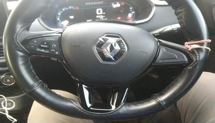 2023 Renault Kiger RXT (O) MT, Petrol, Manual, 20,100 km, interior