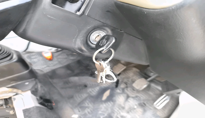 2018 Maruti Eeco 5 STR WITH A/C+HTR, Petrol, Manual, 1,03,419 km, interior