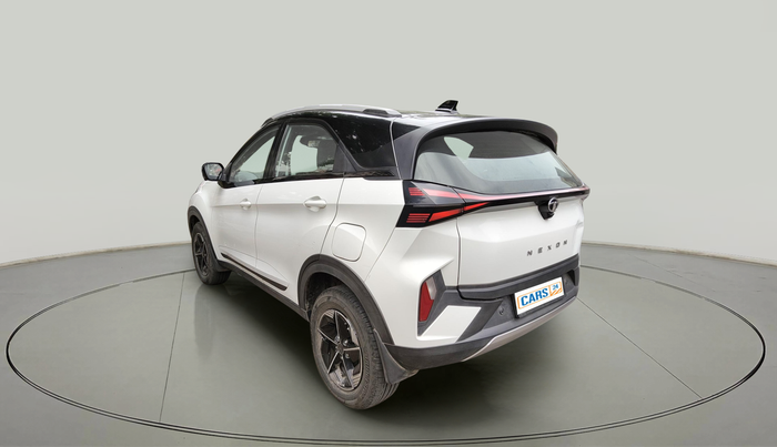 2023 Tata NEXON FEARLESS SUNROOF AMT DUAL TONE 1.5 DIESEL, Diesel, Automatic, 42,142 km, exterior