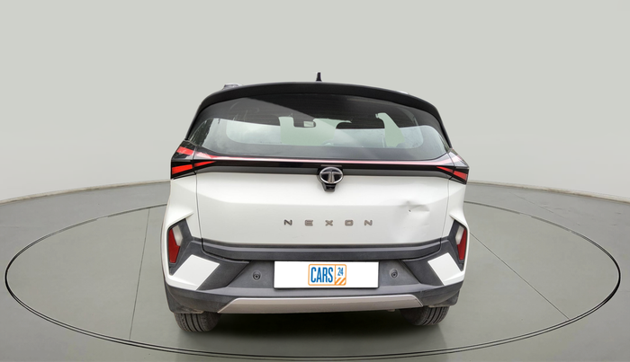 2023 Tata NEXON FEARLESS SUNROOF AMT DUAL TONE 1.5 DIESEL, Diesel, Automatic, 42,142 km, exterior