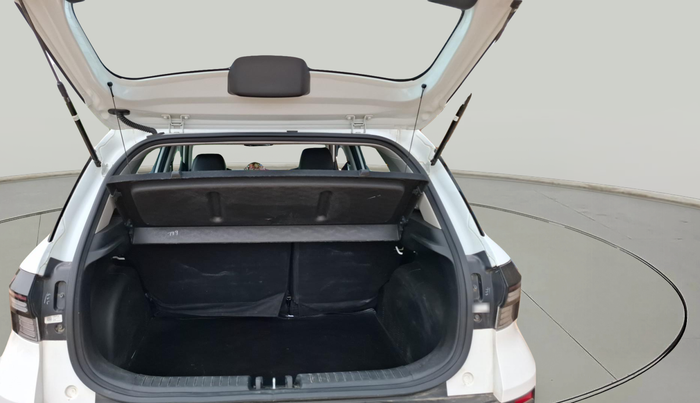 2024 Hyundai VENUE S (O) Plus 1.2 Petrol , Petrol, Manual, 6,663 km, exterior