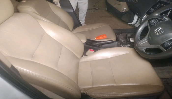 2015 Honda City 1.5L I-DTEC VX, Diesel, Manual, 1,23,678 km, interior