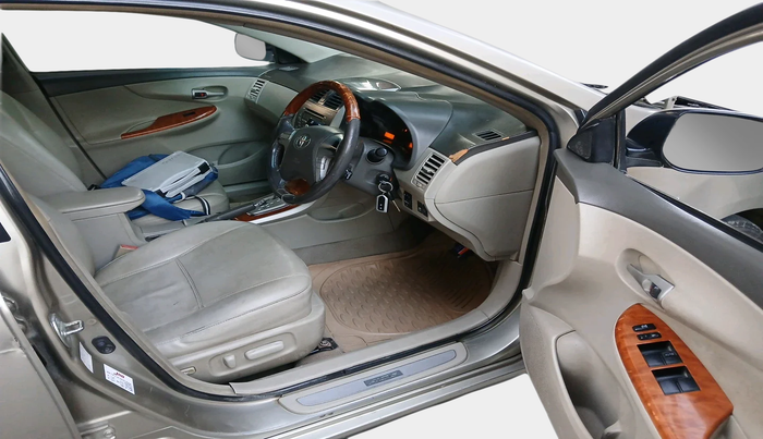 2010 Toyota Corolla Altis VL AT PETROL, Petrol, Automatic, 1,52,897 km, interior