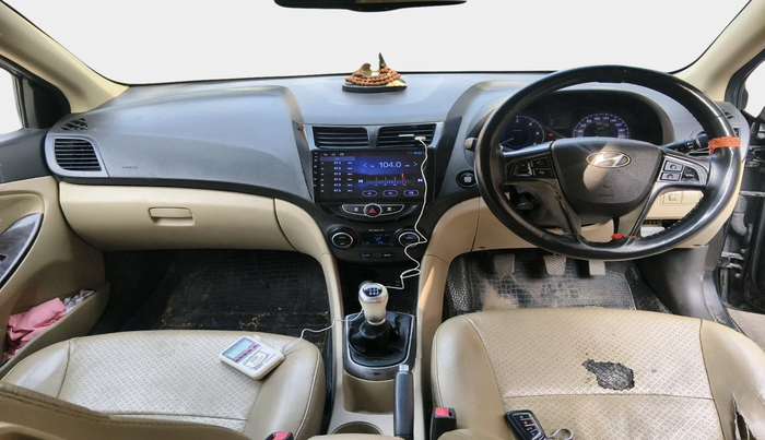 2017 Hyundai Verna 1.6 CRDI SX (O), Diesel, Manual, 1,40,531 km, interior