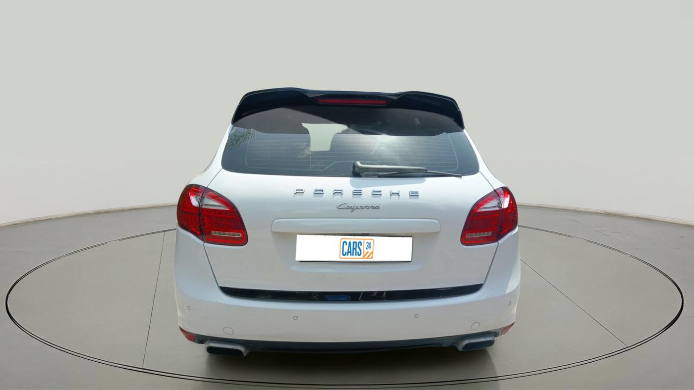 2015 Porsche Cayenne DIESEL, Diesel, Automatic, 1,67,500 km, exterior