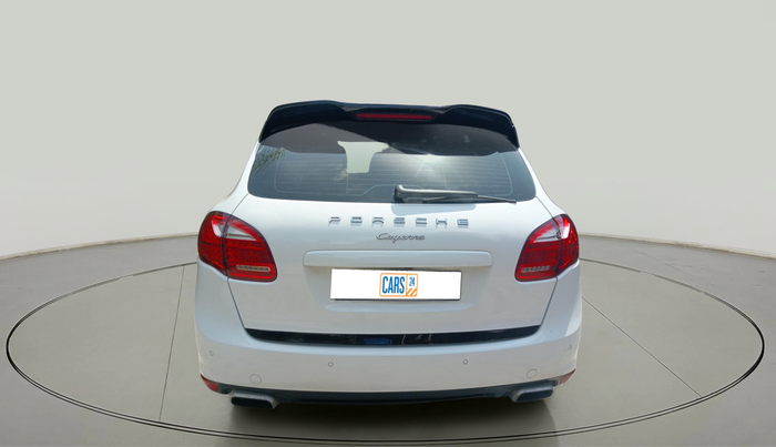 2015 Porsche Cayenne DIESEL, Diesel, Automatic, 1,66,725 km, exterior