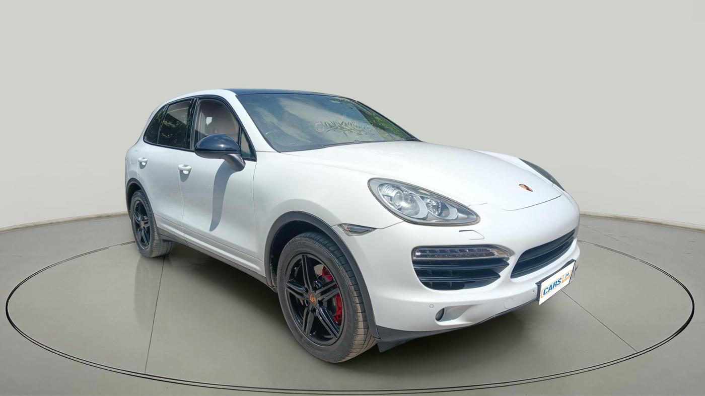 2015 Porsche Cayenne DIESEL, Diesel, Automatic, 1,67,500 km, exterior
