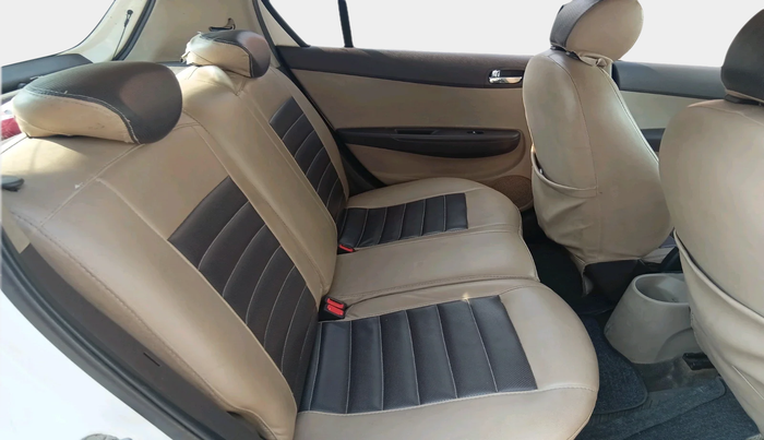 2011 Hyundai i20 SPORTZ 1.2, Petrol, Manual, 40,721 km, interior