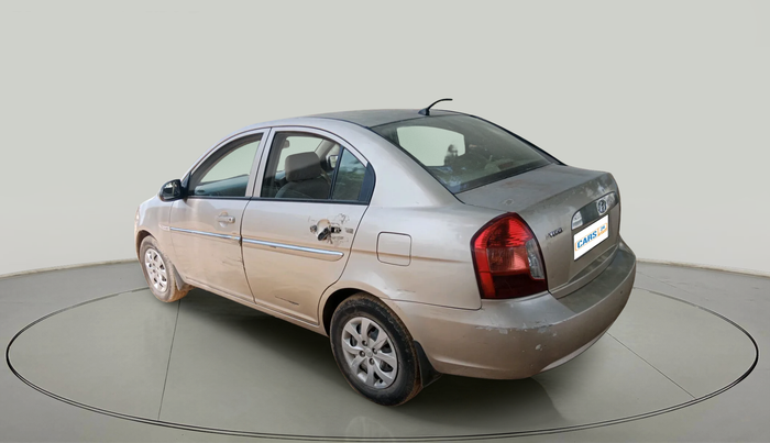 2010 Hyundai Verna 1.6 VTVT, Petrol, Manual, 1,75,772 km, exterior
