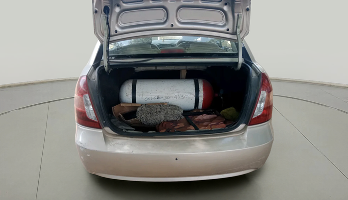 2010 Hyundai Verna 1.6 VTVT, Petrol, Manual, 1,75,772 km, exterior