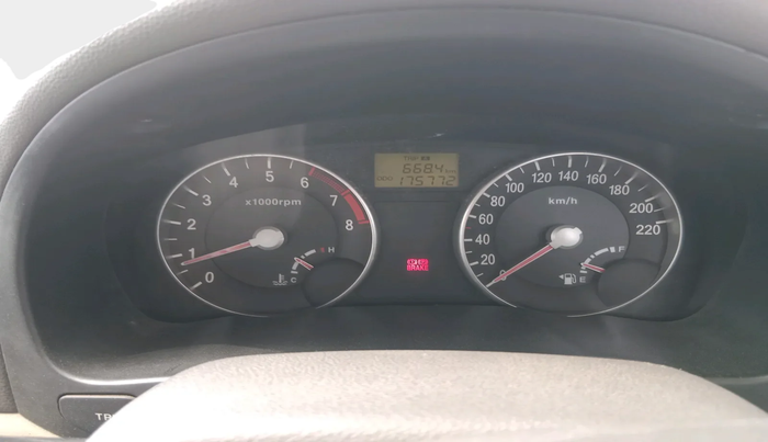 2010 Hyundai Verna 1.6 VTVT, Petrol, Manual, 1,75,772 km, interior
