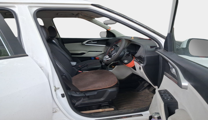 2023 KIA CARENS PRESTIGE 1.5 PETROL 7 STR, Petrol, Manual, 33,854 km, interior