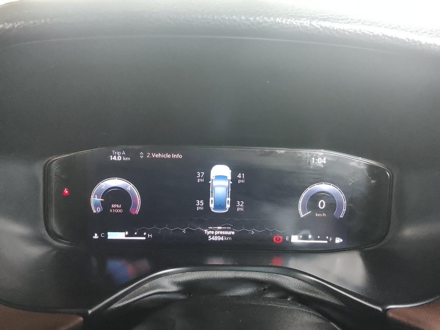 2022 Jeep MERIDIAN LIMITED (O) 4X2 MT, Diesel, Manual, 54,894 km, interior
