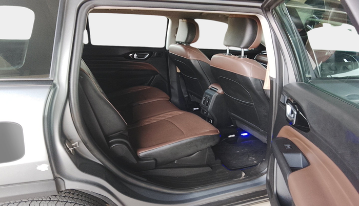 2022 Jeep MERIDIAN LIMITED (O) 4X2 MT, Diesel, Manual, 54,894 km, interior