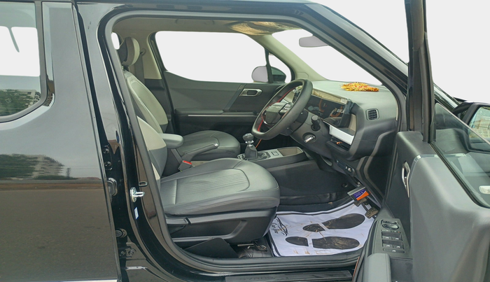 2025 KIA SYROS HTK 1.0 Turbo 6MT, Petrol, Manual, 4,560 km, interior