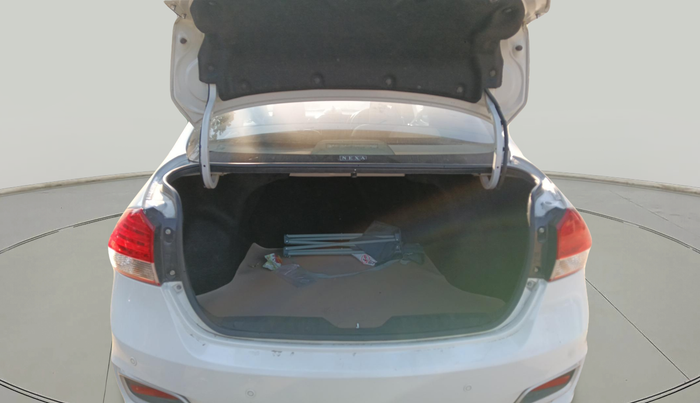 2022 Maruti Ciaz DELTA 1.5 SHVS MT PETROL, Petrol, Manual, 41,708 km, exterior