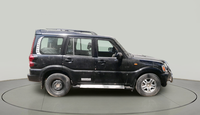 2013 Mahindra Scorpio VLX 2WD, Diesel, Manual, 1,64,784 km, exterior