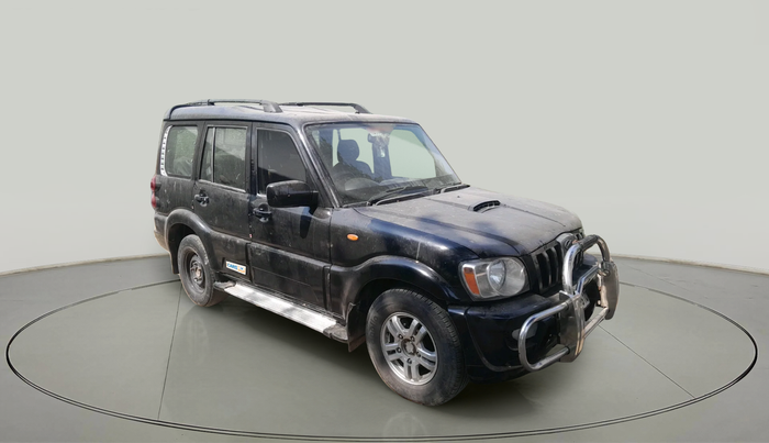 2013 Mahindra Scorpio VLX 2WD, Diesel, Manual, 1,64,784 km, exterior