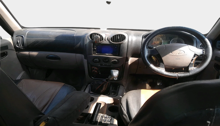 2013 Mahindra Scorpio VLX 2WD, Diesel, Manual, 1,64,784 km, interior