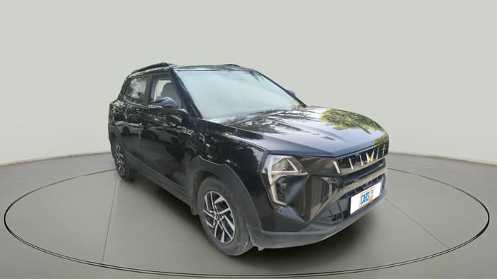 2024 Mahindra XUV 3XO AX5L 1.2 TGDi AT, Petrol, Automatic, 15,947 km, exterior