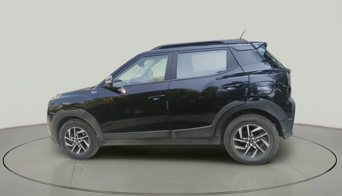 2024 Mahindra XUV 3XO AX5L 1.2 TGDi AT, Petrol, Automatic, 15,947 km, exterior